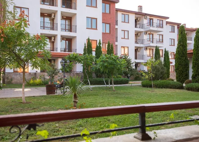 Family Apolon Szálloda 2*